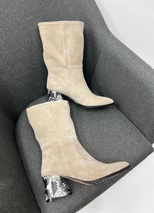Ботильйони з гострим носком чоботи замшеві колір на вибір