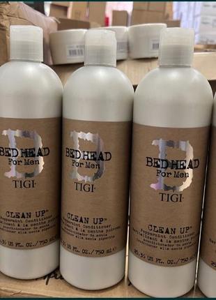 Очищающий кондиціонера проти випадіння волосся tigi bed head b for men clean up