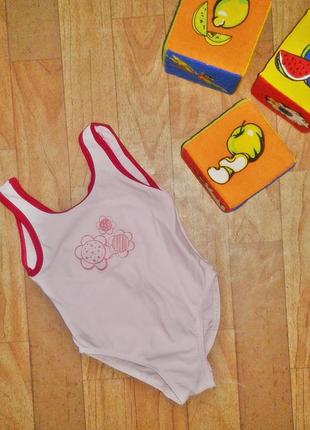 Слитный купальник на малютку