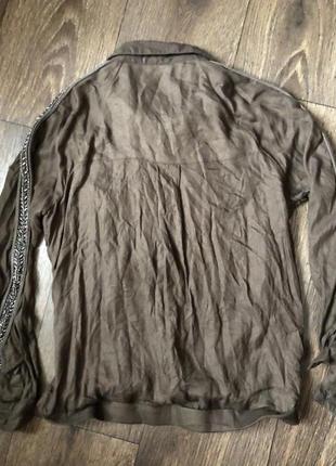 Стильная рубашка хаки с карманами3 фото