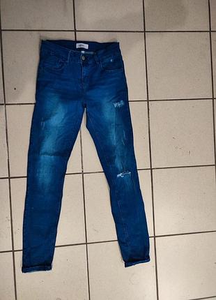 Джинси