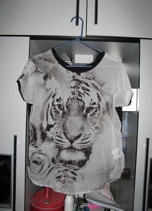 Футболка guess