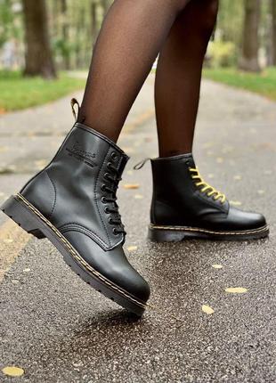 Осінь жіночі сапожки dr. martens 1460