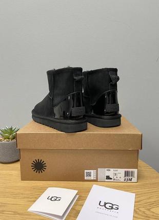 Жіночі натуральні угги ugg black metallic suede