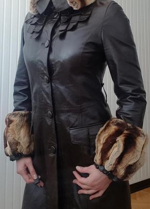 Женское кожаное пальто с утеплителем (м)