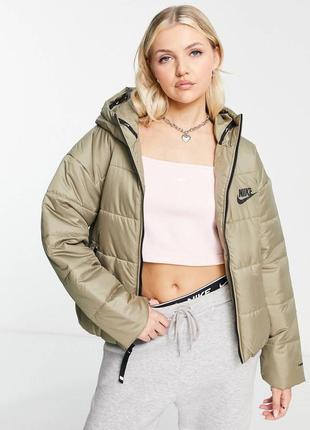 Женская куртка nike therma-fit