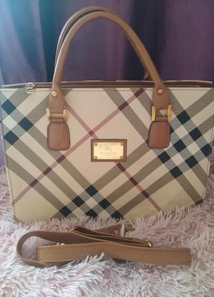 Burberry london сумка вмістка тверда1 фото