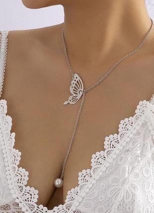Ланцюжок на шию метелик сріблястий із перлами, імітація, жіноча біролетія
