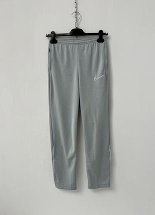 Спортивні штани nike dri-fit kids  training pants3 фото