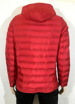 Мужская куртка в красном цвете5 фото