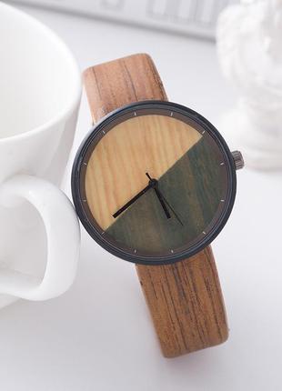 Оригінальний жіночий наручний годинник з імітацією під дерево «wood watch» у коричневому корпусі