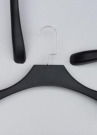 Плечики вешалки тремпеля tzf1102  черного цвета, длина 43 см1 фото