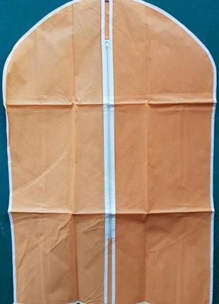 Чехол для хранения и упаковки одежды  на молнии флизелиновый  оранжевого  цвета. размер 60 см*137 см.