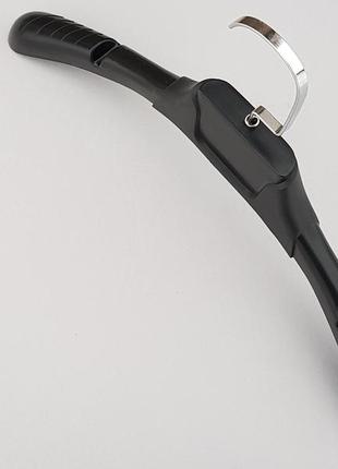 Плечики вешалки тремпеля tz8821 с антискользящим ребристым плечом черного цвета, длина 38,5 см2 фото
