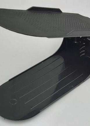 Двойная подставка-органайзер для обуви черного цвета. регулируется по высоте в 3 положениях.