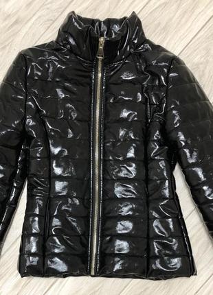 Стильна демі куртка