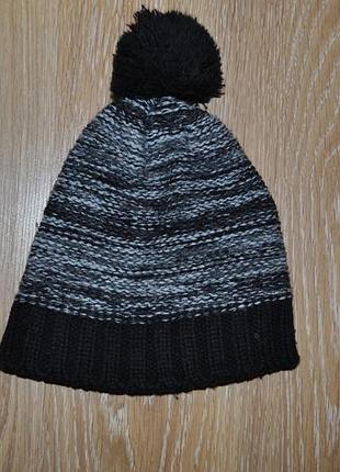 Зимняя шапка с бубоном на флисе