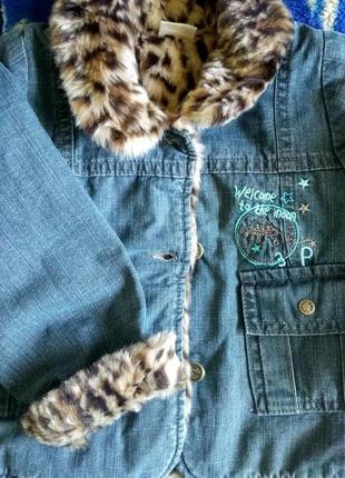 Утепленная мехом джинсовая курточка1 фото