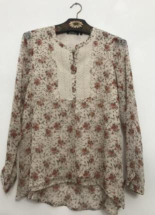 Блузка в цветочный принт