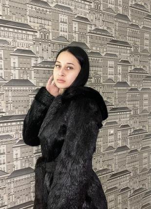 Шуба з натурального хутра (нутрії)