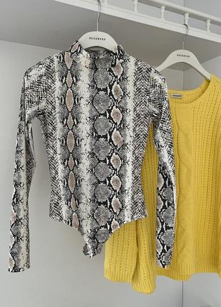 Нарядное боди prettylittlething