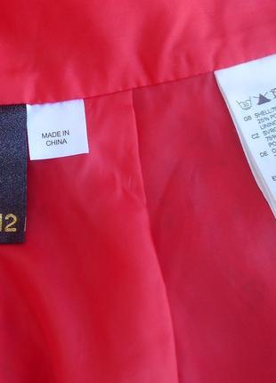 Красная нарядная кружевная юбка на молнии2 фото