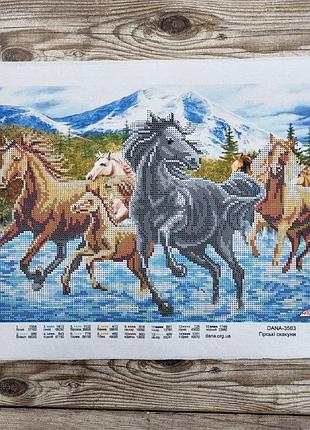 3563  гірські скакуни, набір для вишивання бісером