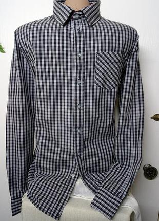 Красивая рубашка в клетку