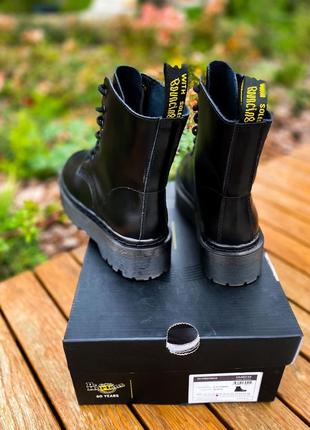 Женские высокие кожаные ботинки dr.martens jadon mono black (premium)9 фото