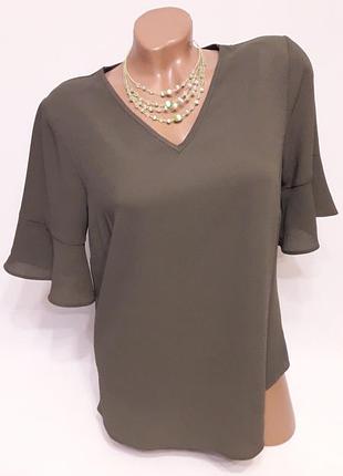 Актуальная футболочка цвета хаки