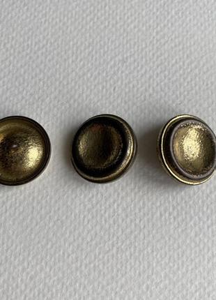 Пуговица потертый золото 23мм металл