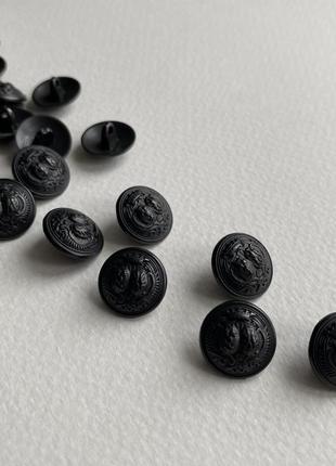 Пуговица костюмная герб матовая на ножке черная 15мм метал