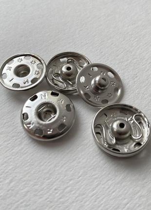 Кнопки пришевные никель 20мм металл