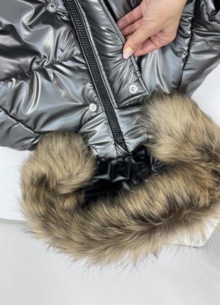 Зимове пальто на флісі всередині з хутром єнота до -30 морозу плащівка сіра під шкіру7 фото