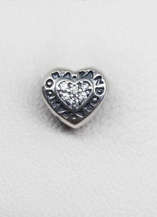 Шарм серебряный с кубическим цирконием "сердце" 2,5 г