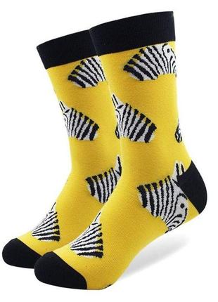 Шкарпетки "зебра" від бренду friendly socks жовтого кольору. артикул: 27-0279