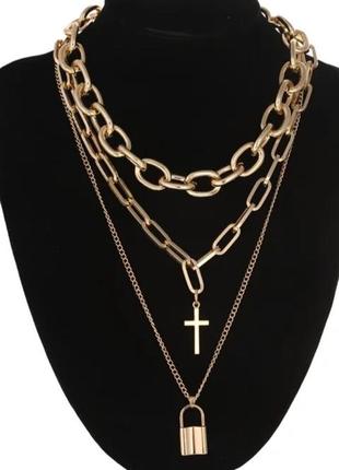 Винтажное многослойное ожерелье -цепочка с подвеской-замком и крестиком в золотом цвете1 фото
