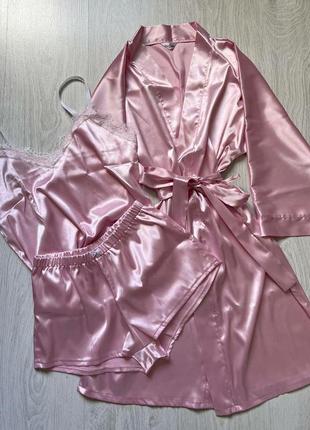 Комплект атласный пижама с кружевом и халат розовый