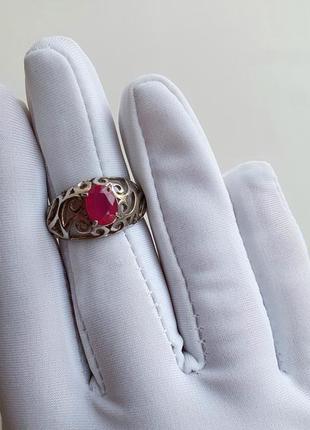 Серебряное кольцо с натуральным рубином6 фото