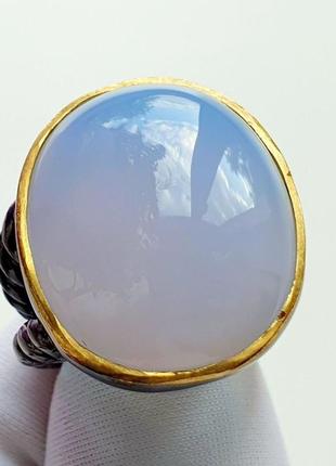 Крупное серебряное кольцо ручной работы с натуральным голубым халцедоном (сапфирин)