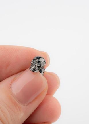 Череп сережка пуссети закрутка срібло покриття чорний родій ручна робота6 фото