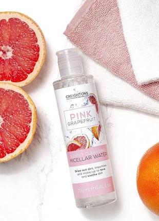 Мицеллярная вода с экстрактом розового грейпфрута creightons pink grapefruit cleansing micellar water 250 мл4 фото