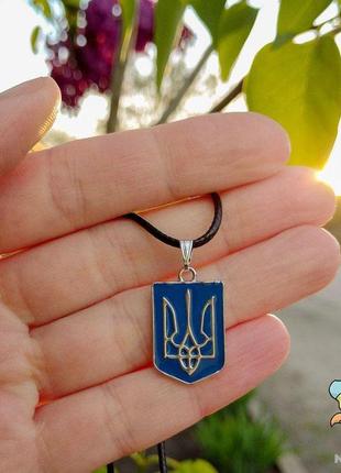 Кулон "україночка. тризуб герб україни".  колір срібло на шнурку1 фото