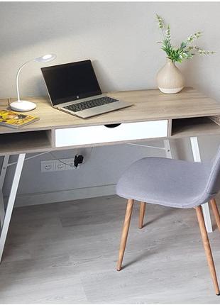 Компьютерный стол. журнальный стол. стол офисный.