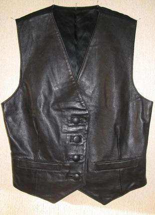 Стильні шкіряні жилетки