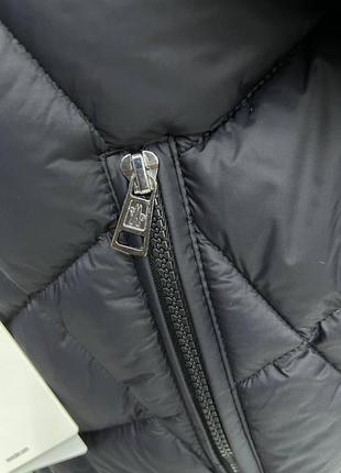 Куртка пальто стёганое с капюшоном короткая теплая черная7 фото