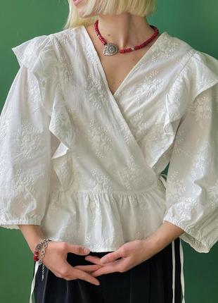 Нова хлопкова бавовняна біла блузка з пишними рукавами та рюшами7 фото