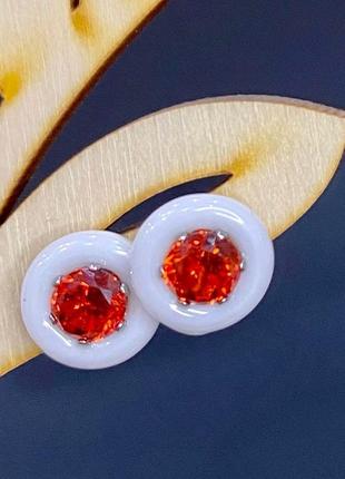 Керамические пусеты серьги-гвоздики женские белые с красными цирконами2 фото