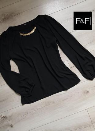 Черная блуза h&m с золотистым декором