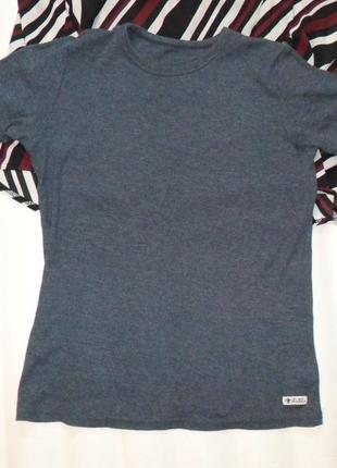 Спортивная футболка next